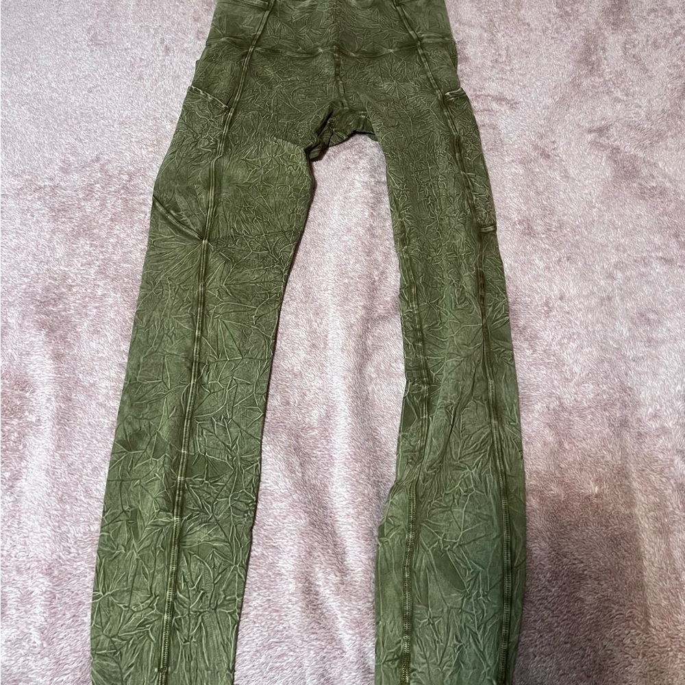 Lululemon Athletica Forest Green Patterned Leggings